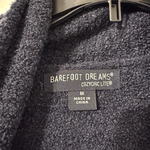 Barefoot Dreams Cardigan Medium - Picture 2 of 3